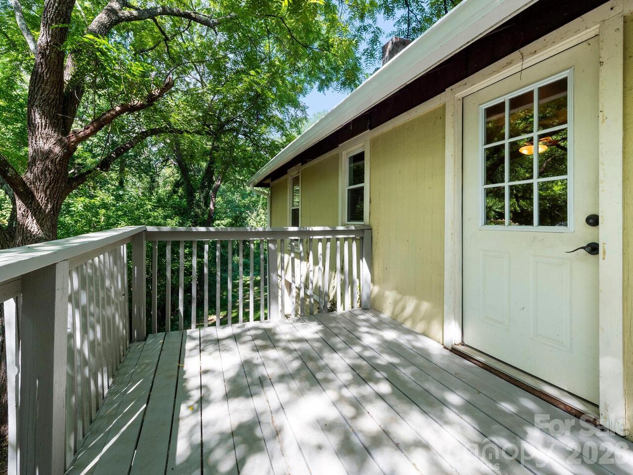 Listing Photo 17