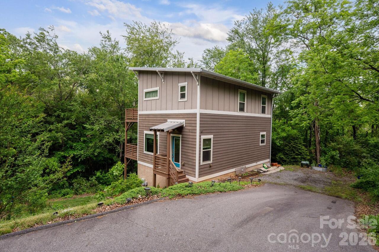 Listing Photo 25