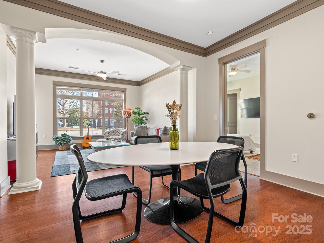 Listing Photo 11