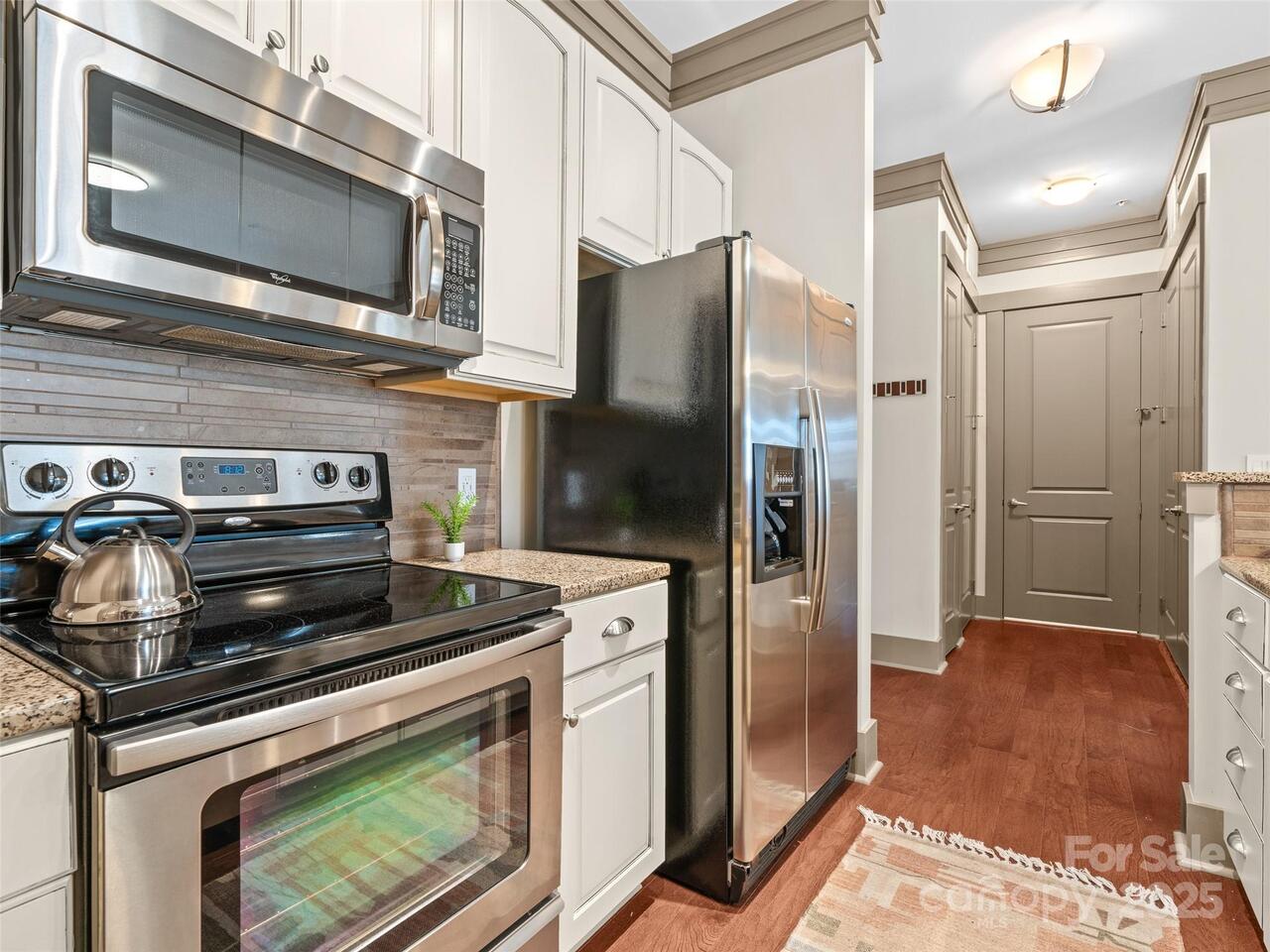 Listing Photo 15