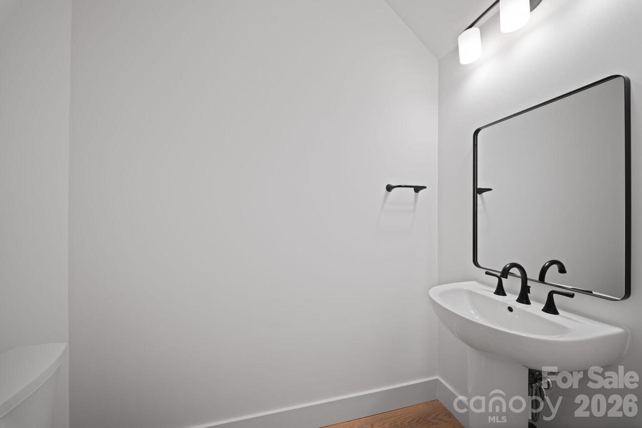 Listing Photo 23