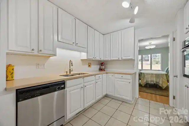 Listing Photo 13