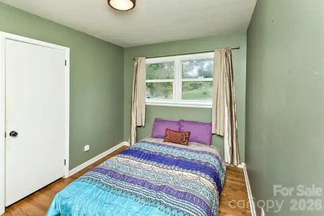 Listing Photo 17