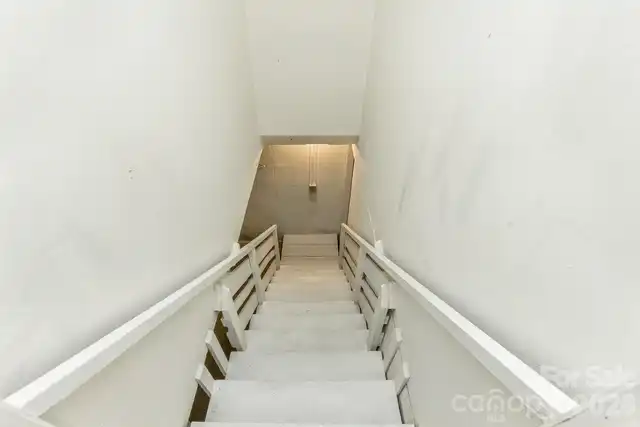 Listing Photo 27