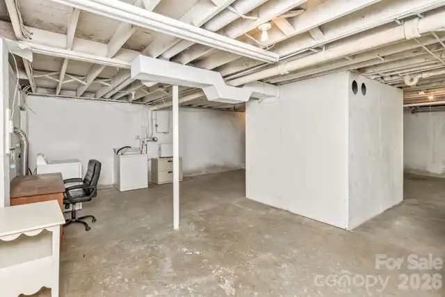 Listing Photo 32
