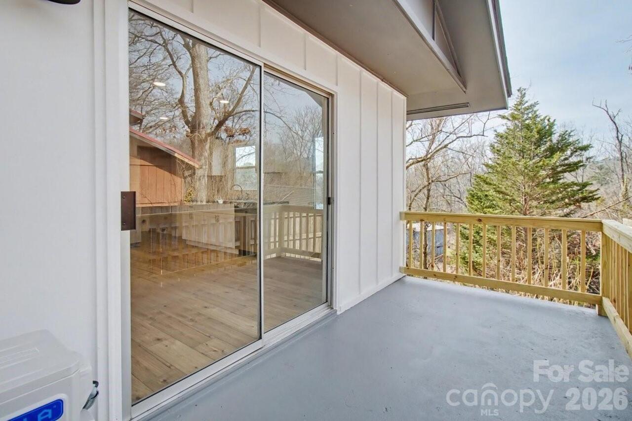 Listing Photo 16
