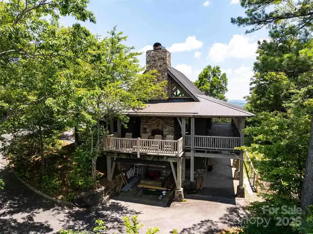 Listing Photo 10