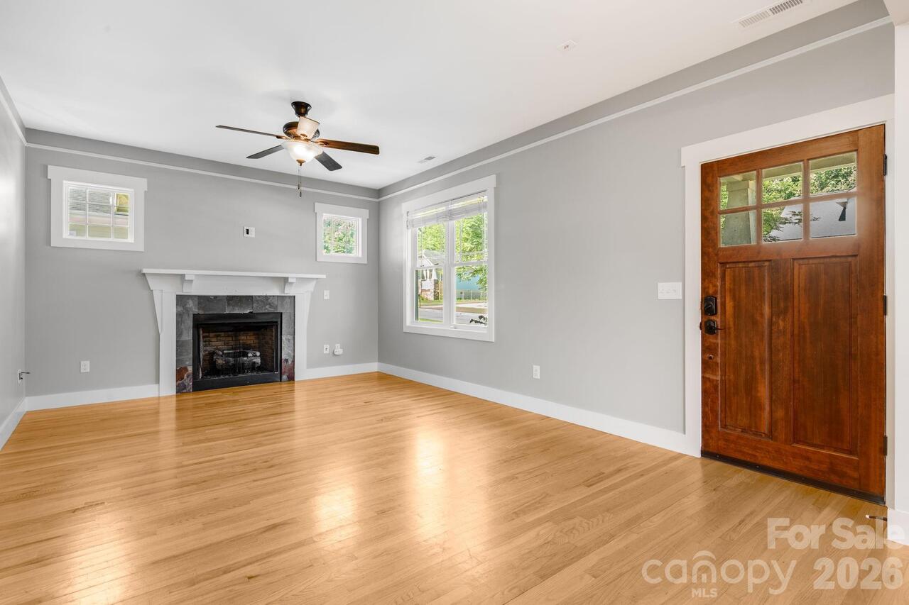 Listing Photo 7