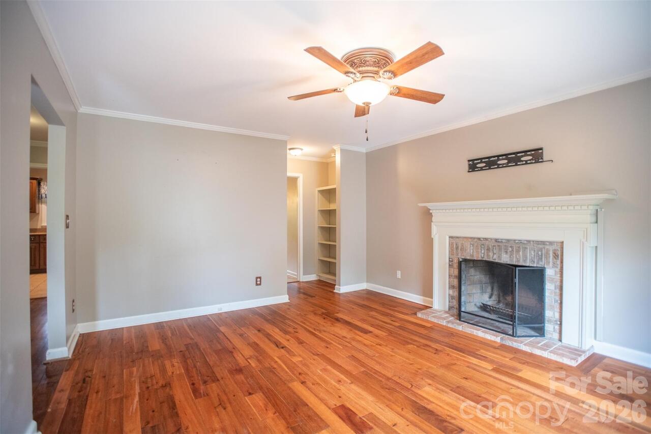Listing Photo 13