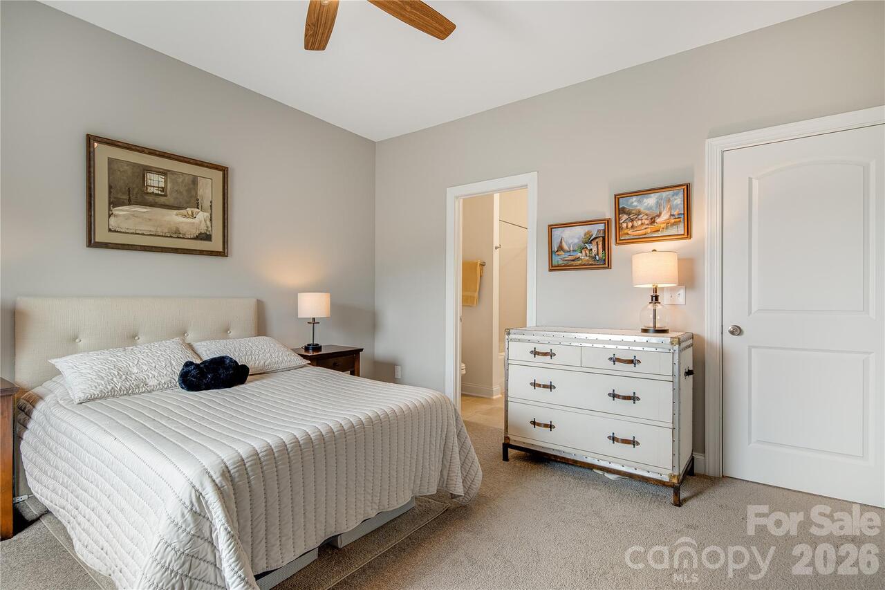 Listing Photo 22
