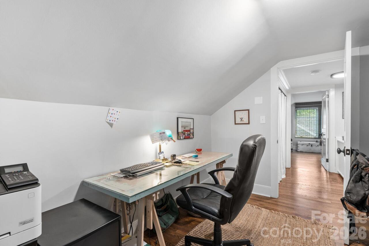Listing Photo 29