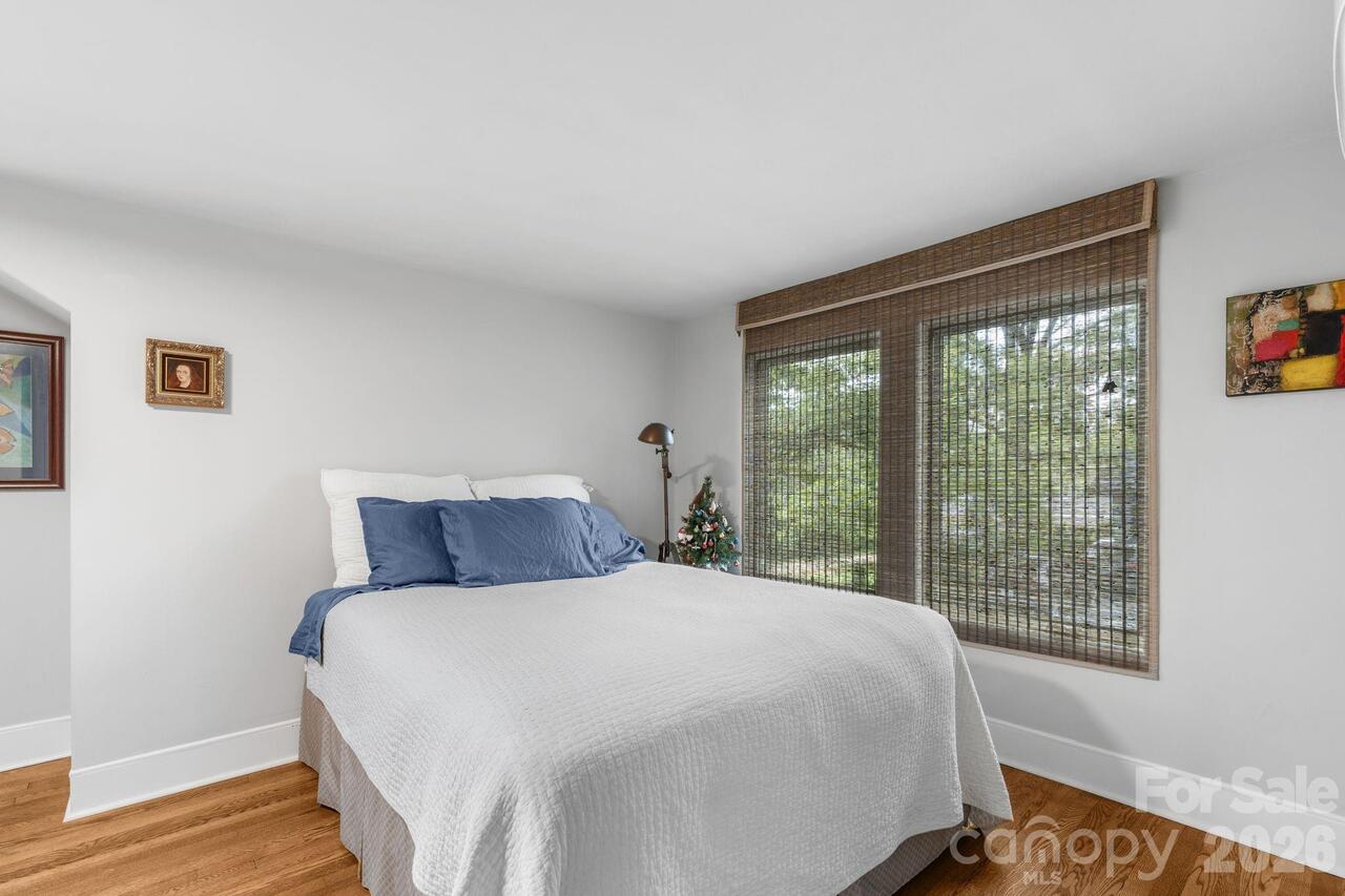 Listing Photo 32