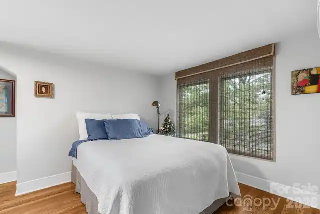 Listing Photo 32