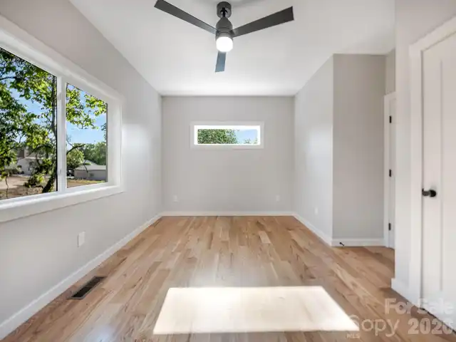 Listing Photo 31