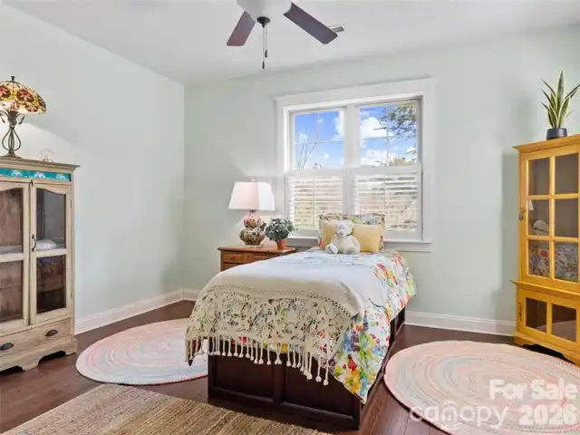 Listing Photo 23