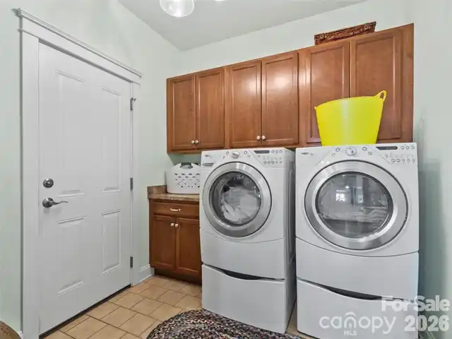 Listing Photo 34