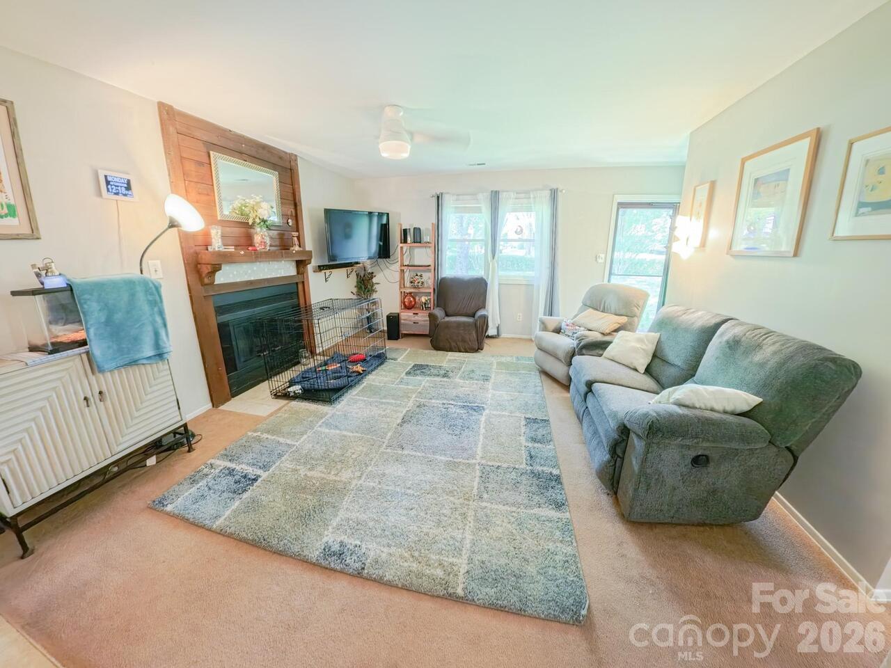 Listing Photo 5