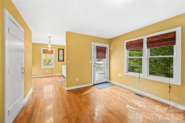 Listing Photo 19