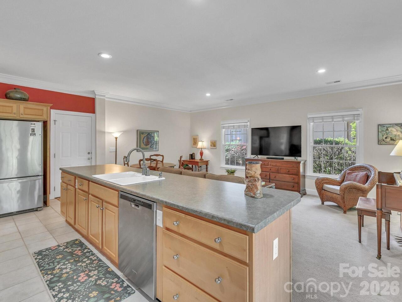 Listing Photo 15