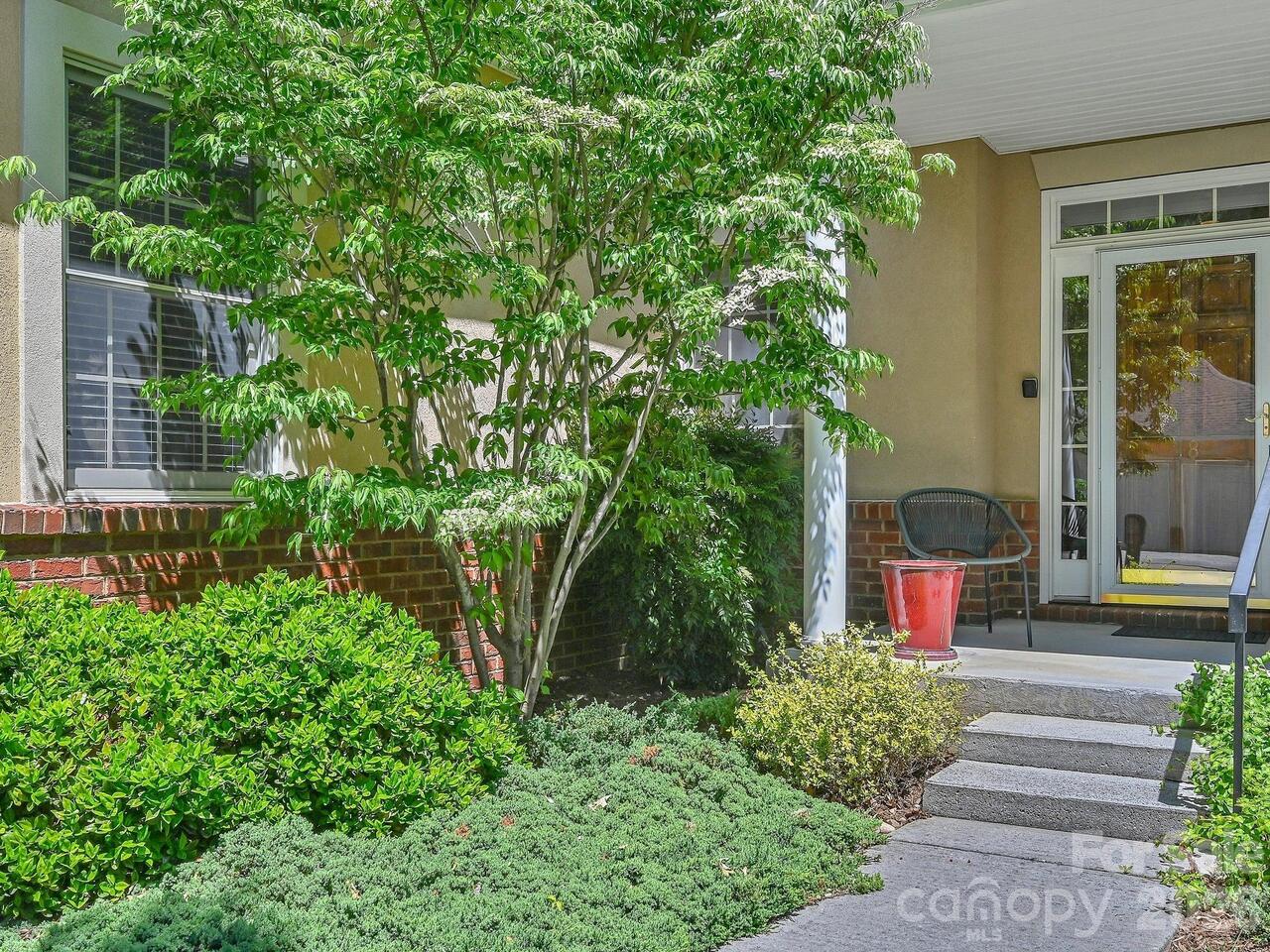 Listing Photo 33