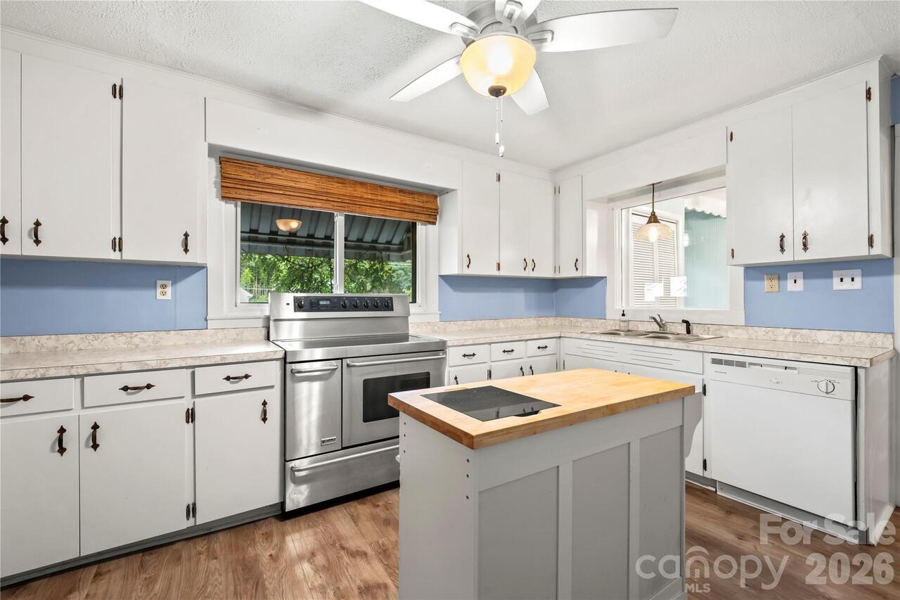 Listing Photo 8