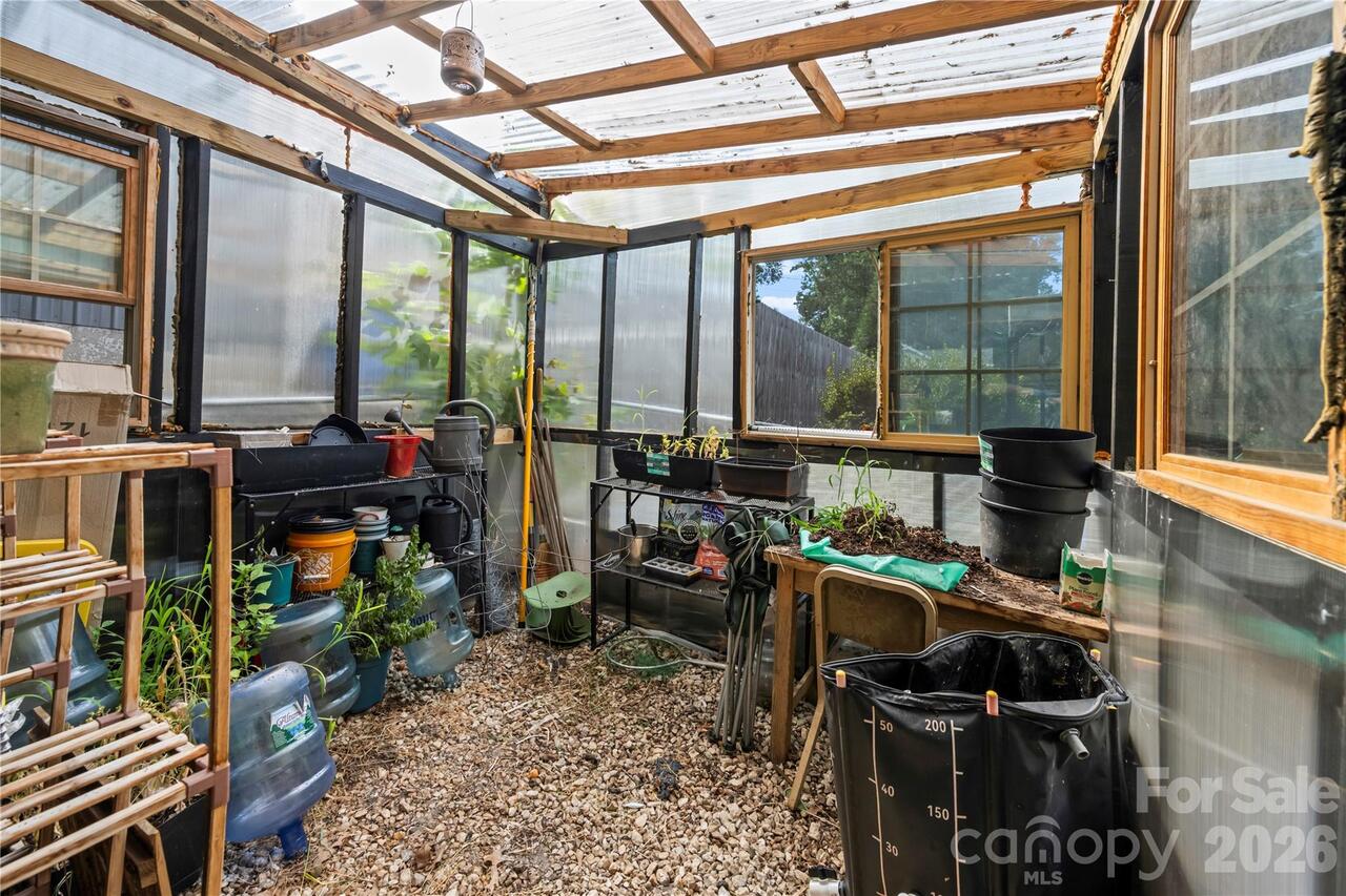 Listing Photo 25