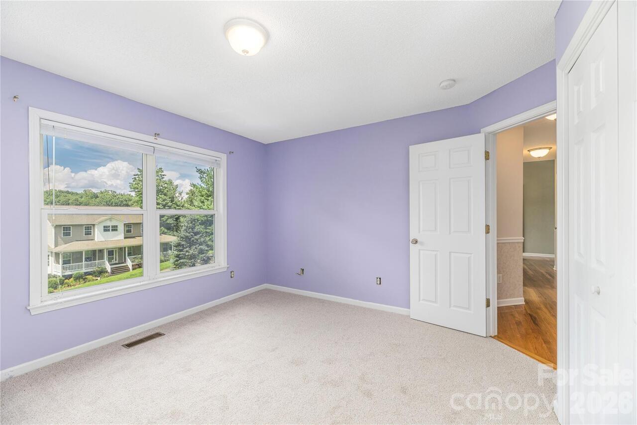 Listing Photo 23