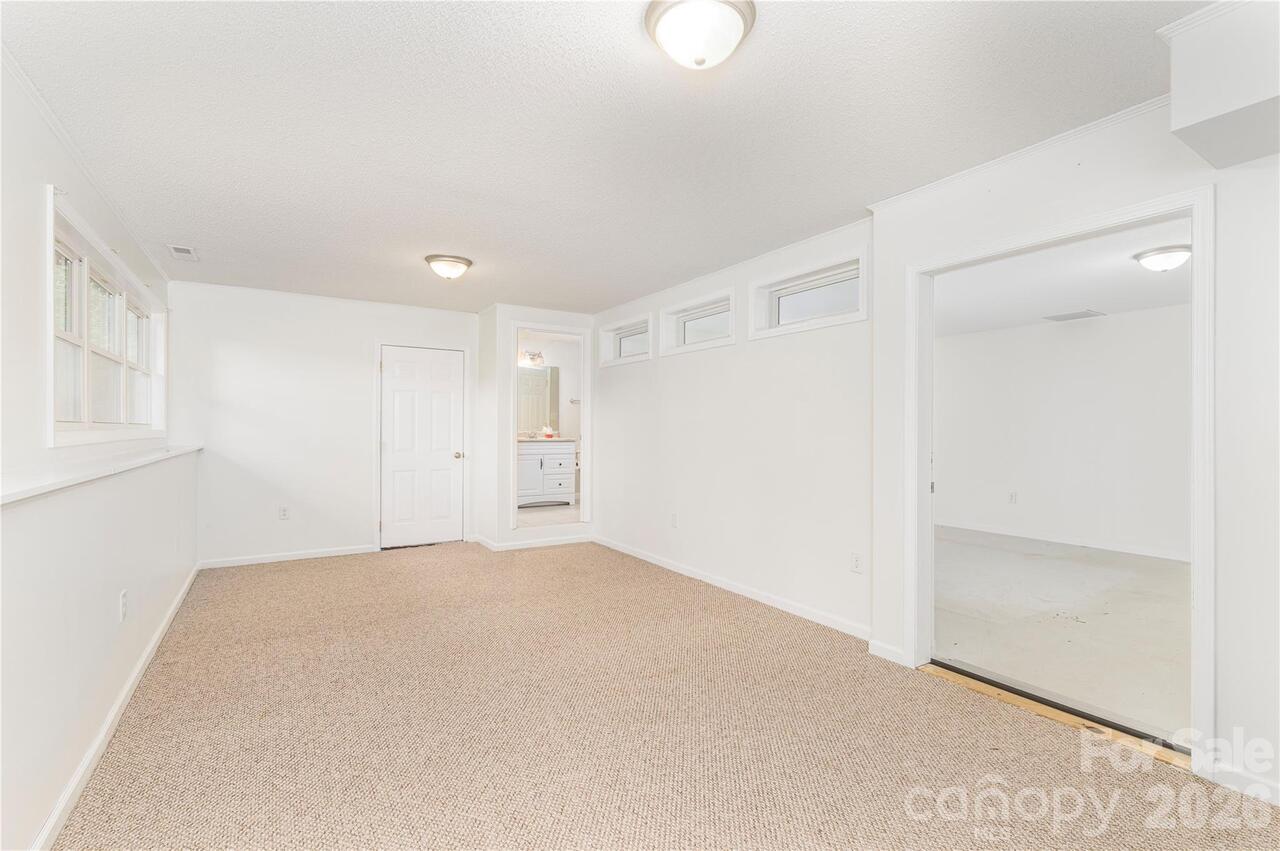 Listing Photo 26