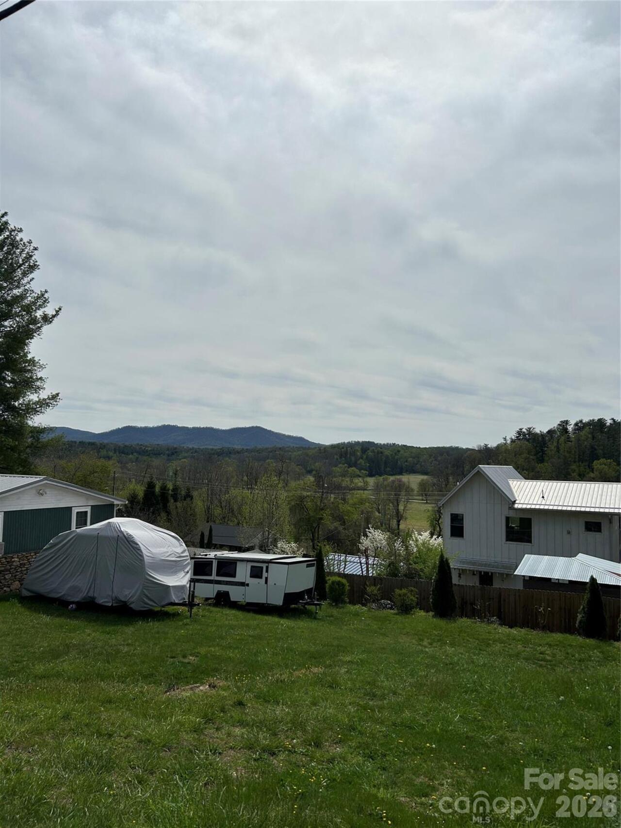 Listing Photo 7