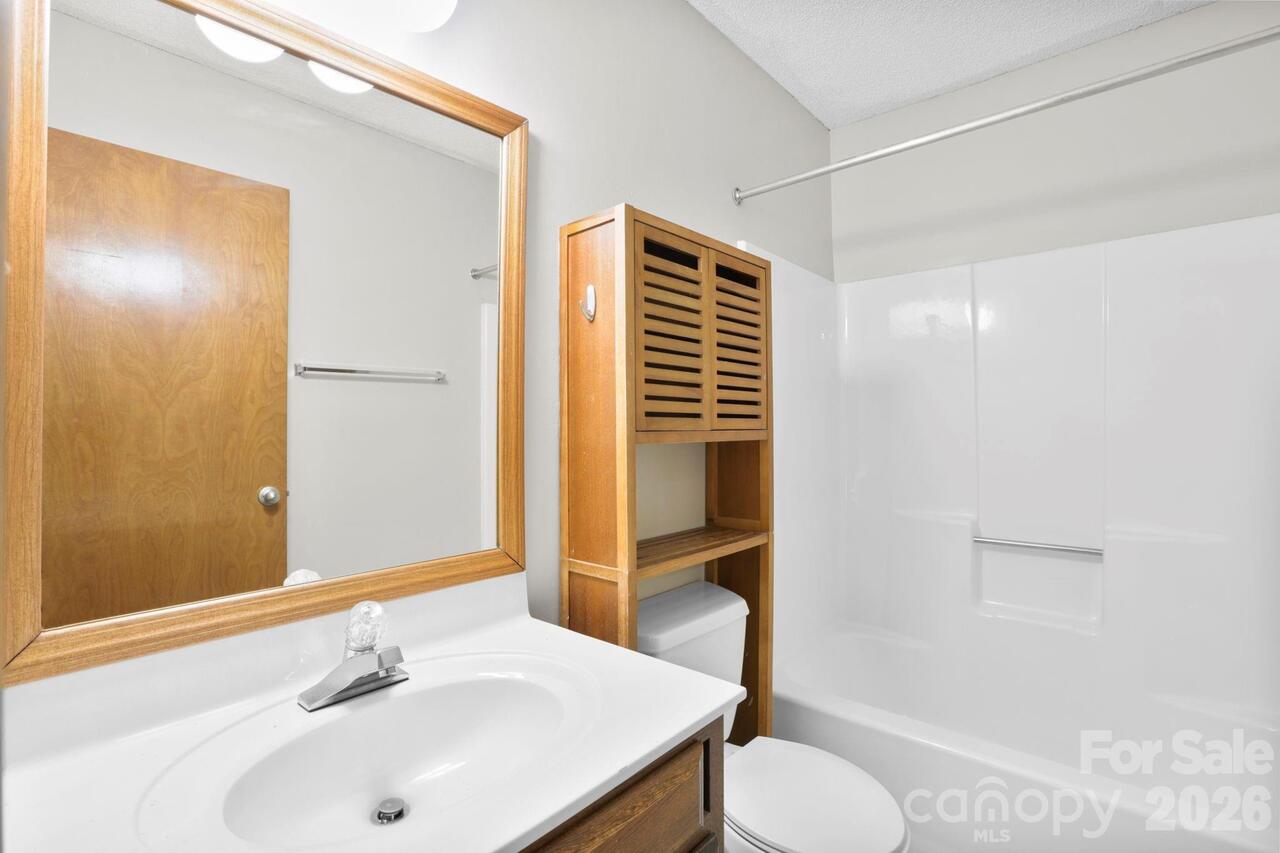 Listing Photo 20