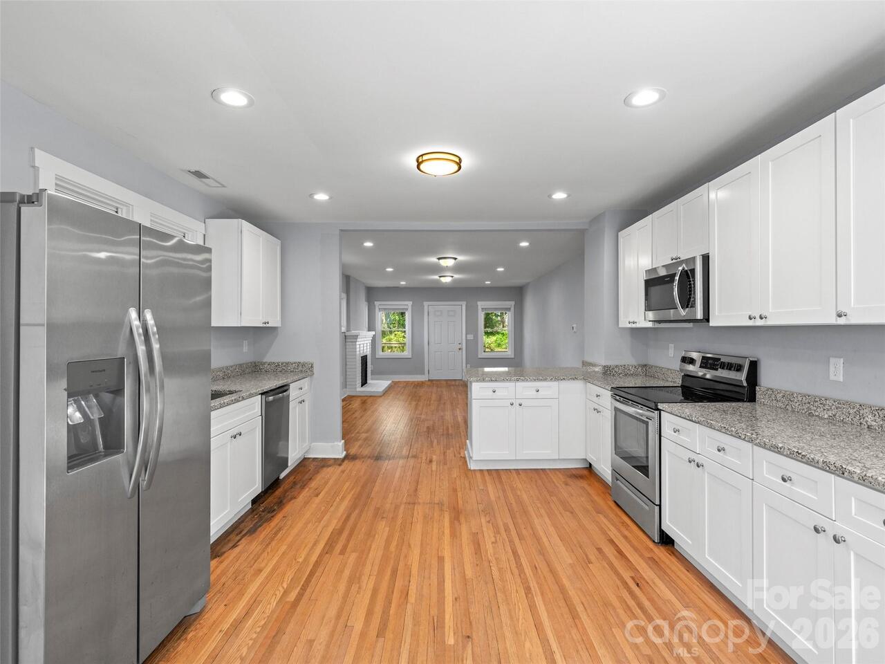 Listing Photo 14
