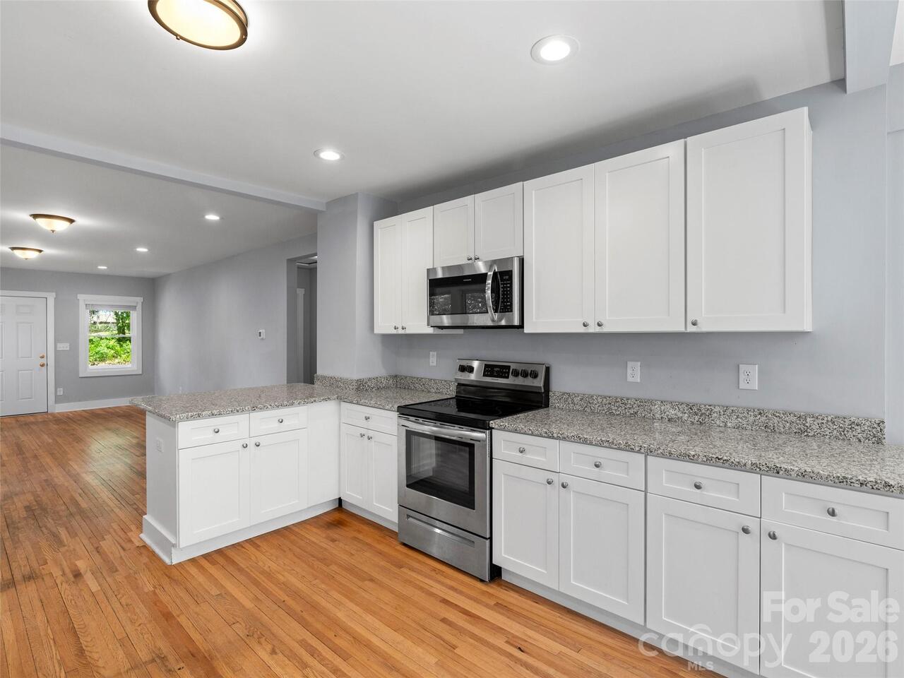 Listing Photo 15