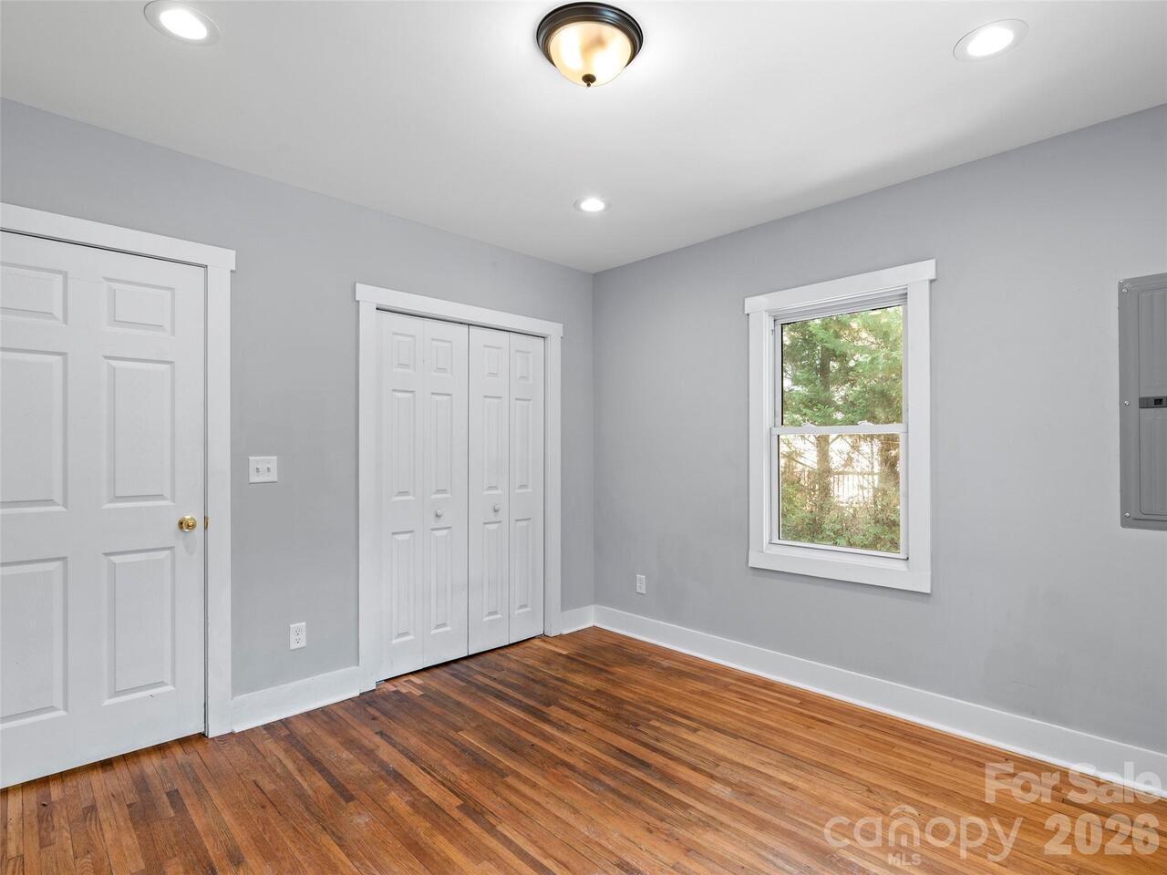 Listing Photo 19