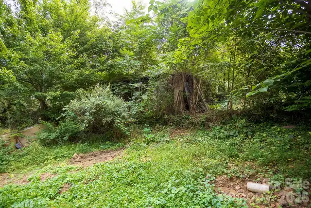 Listing Photo 17
