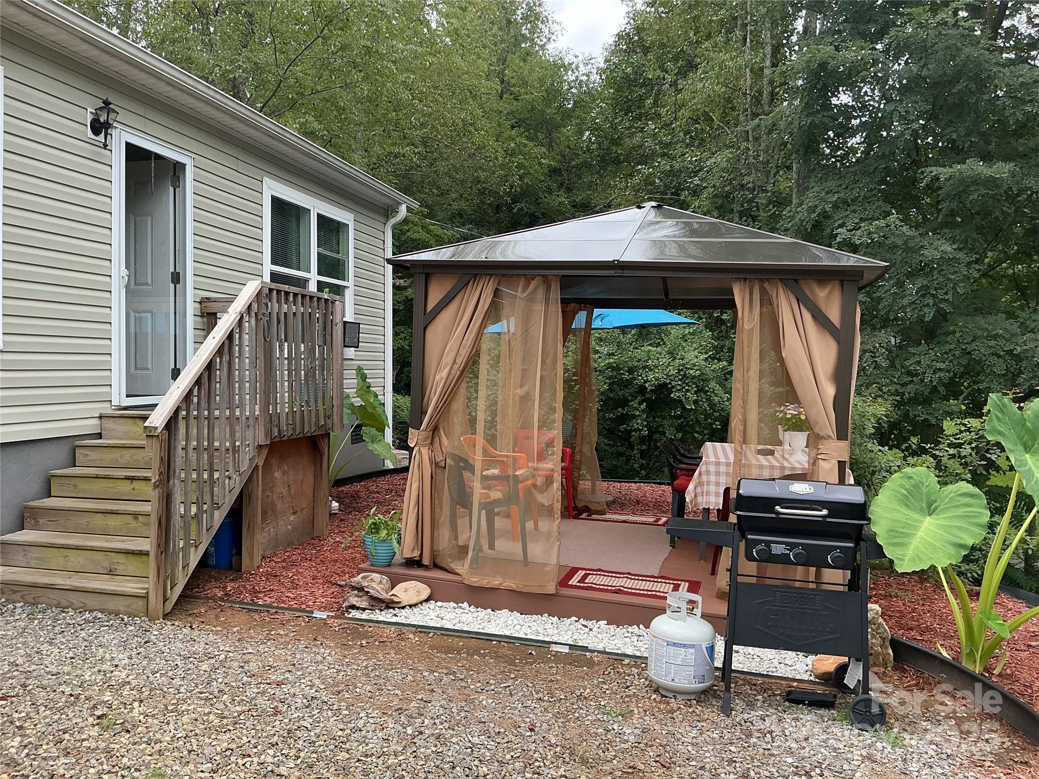 Listing Photo 6
