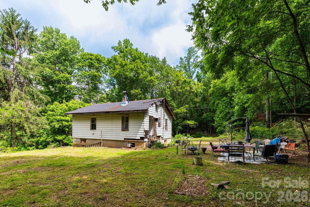 Listing Photo 8