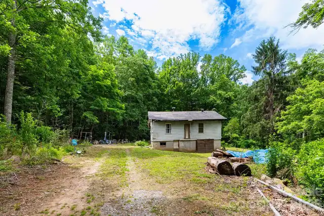 Listing Photo 7