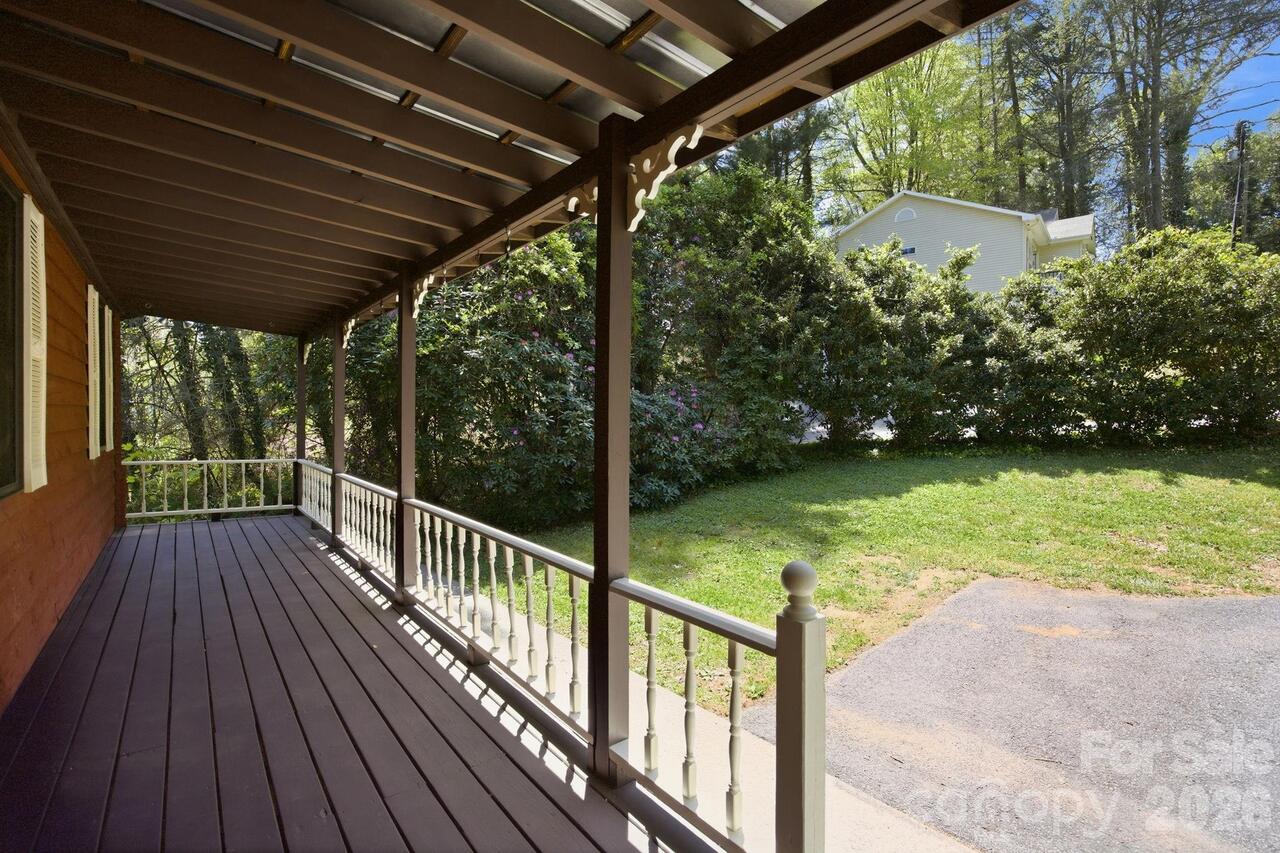 Listing Photo 32
