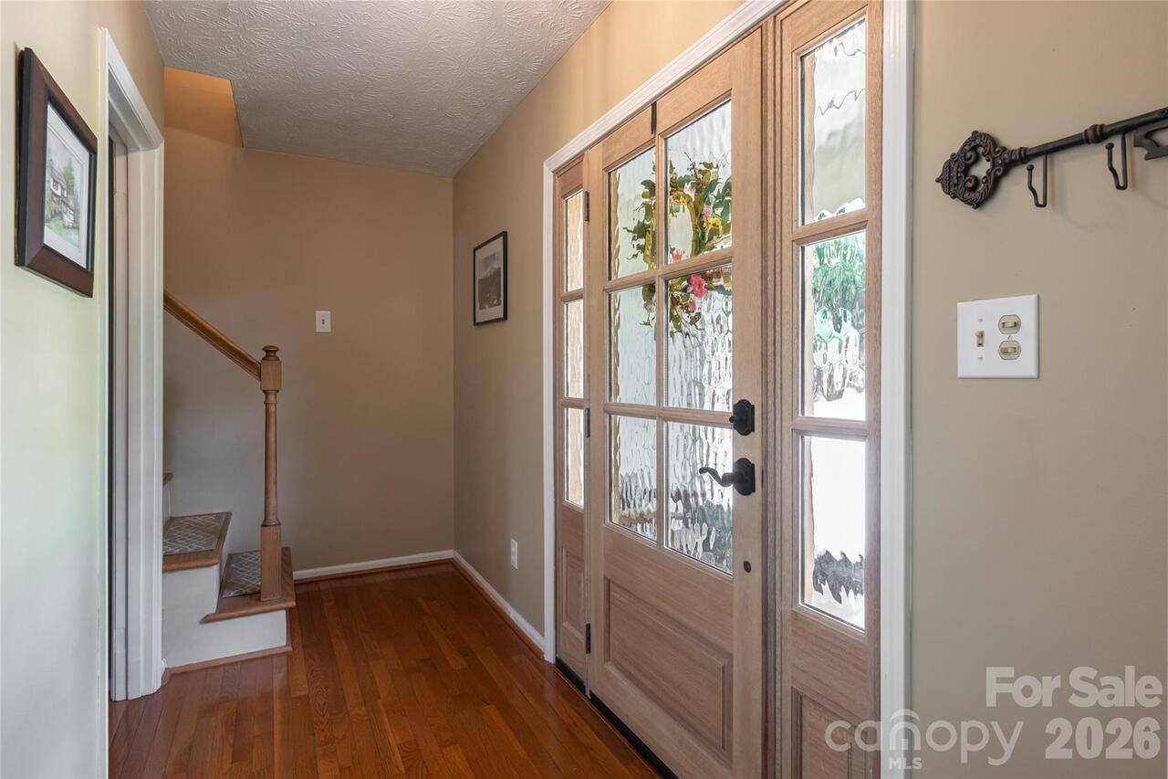 Listing Photo 17