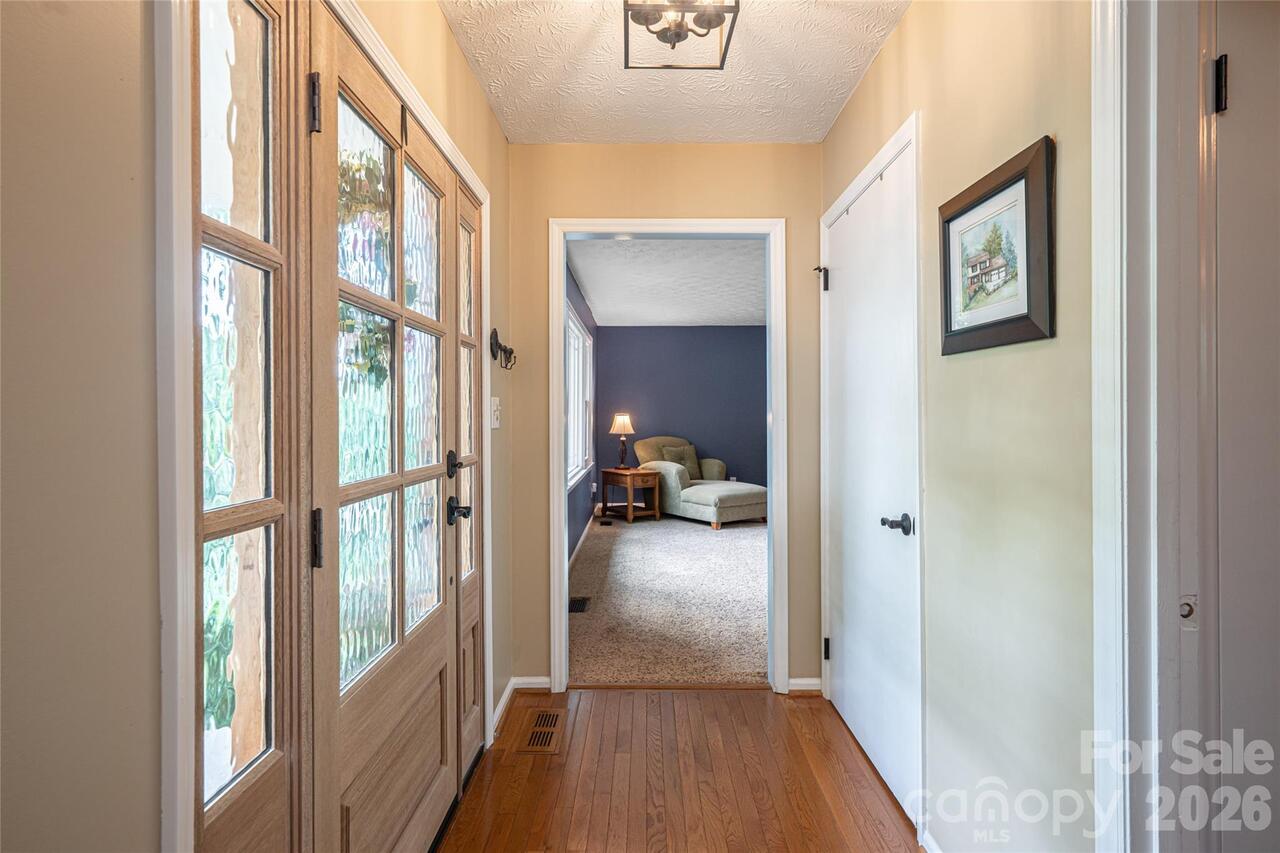 Listing Photo 16
