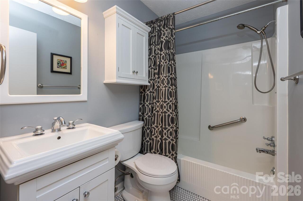 Listing Photo 21
