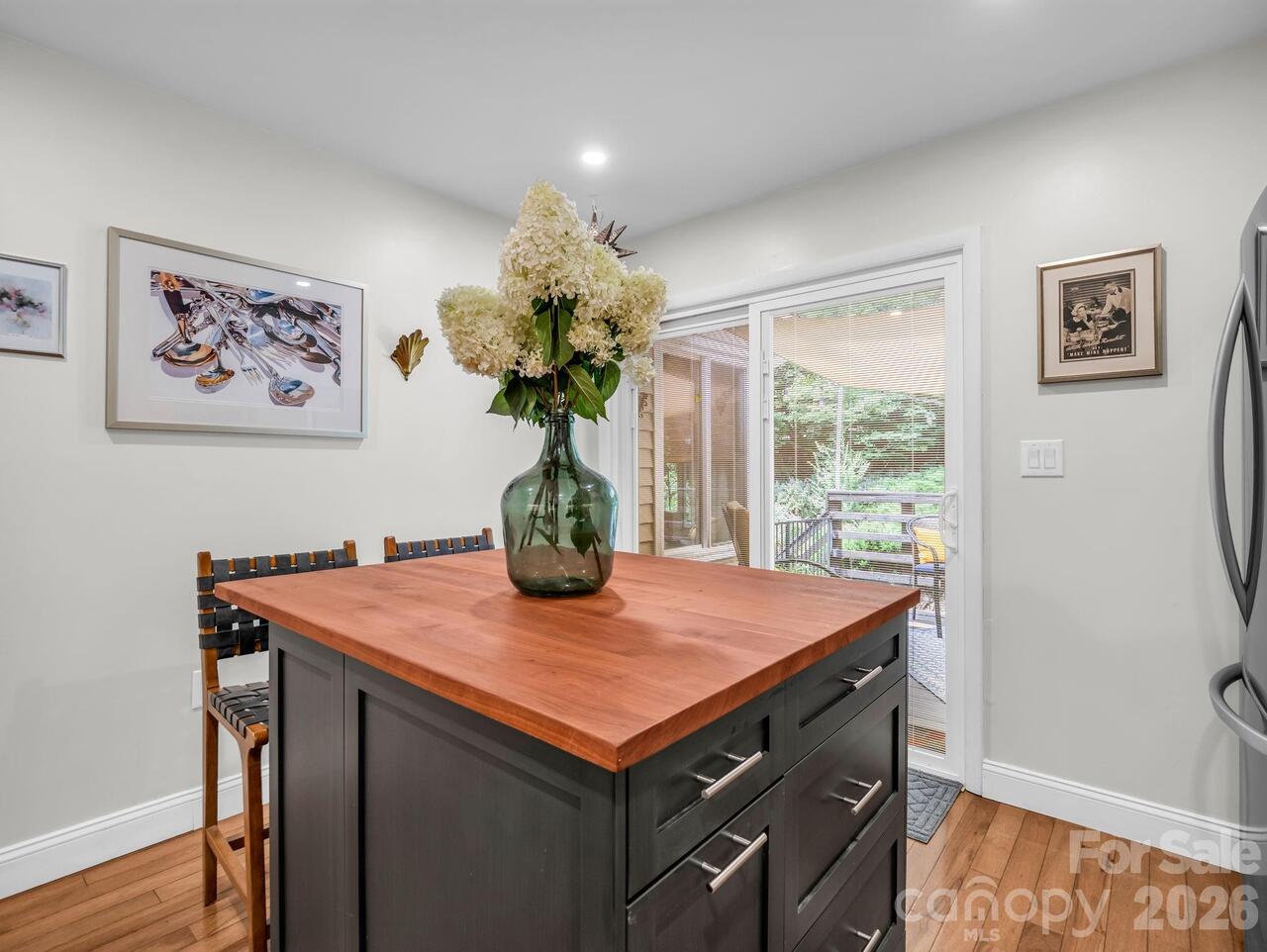 Listing Photo 16