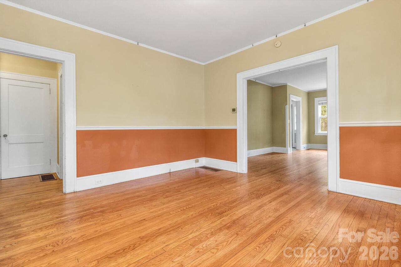 Listing Photo 13