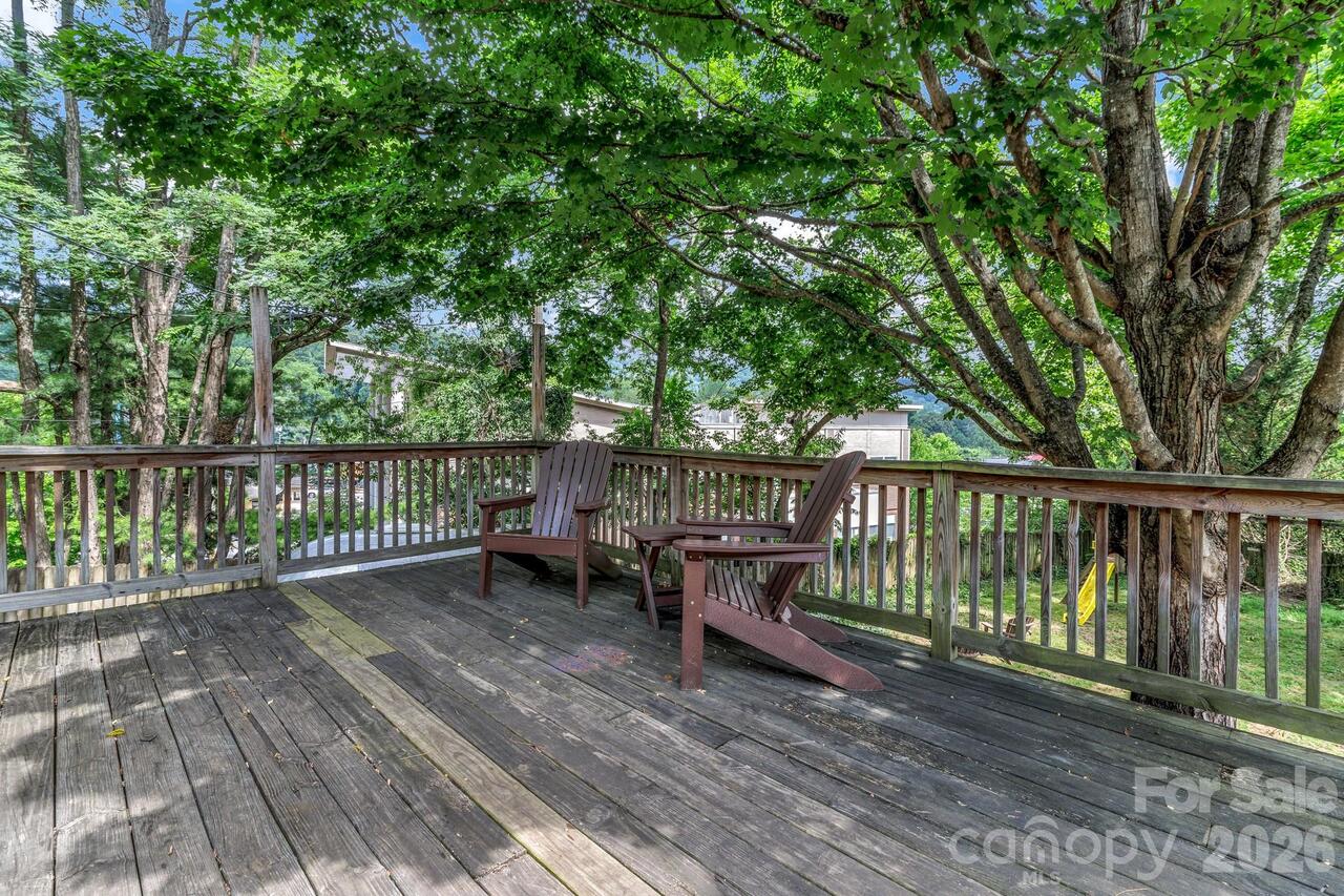 Listing Photo 37