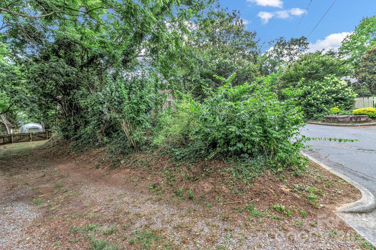 Listing Photo 43