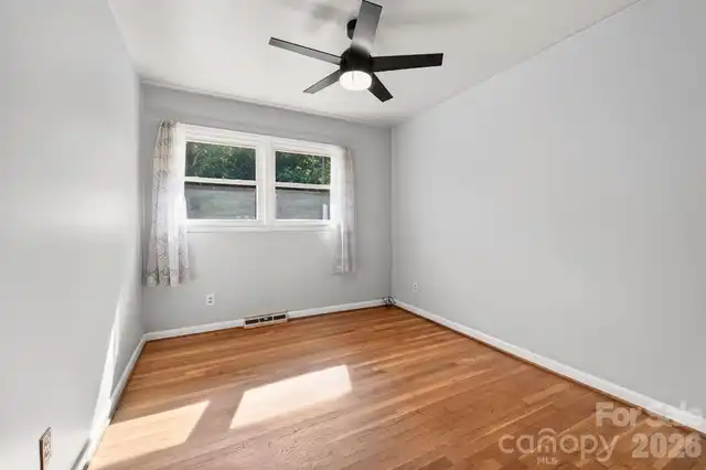 Listing Photo 23