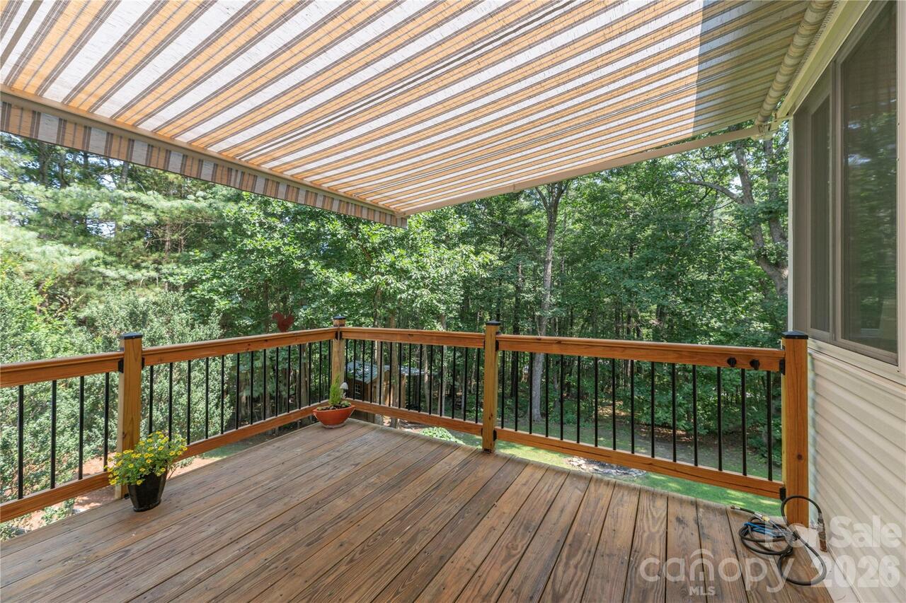 Listing Photo 15
