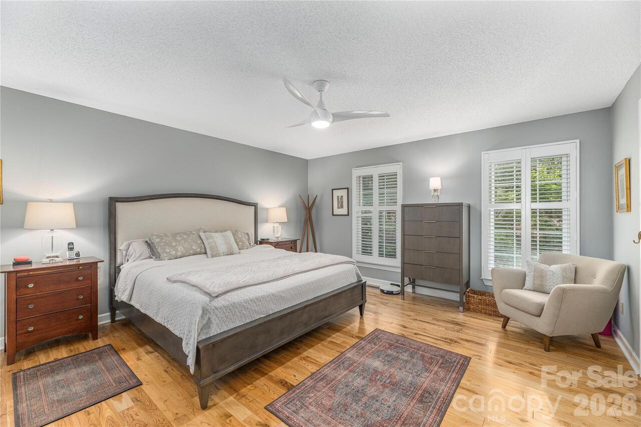 Listing Photo 22