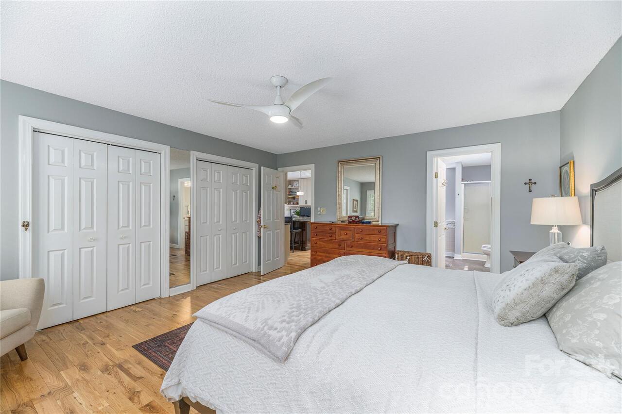 Listing Photo 23