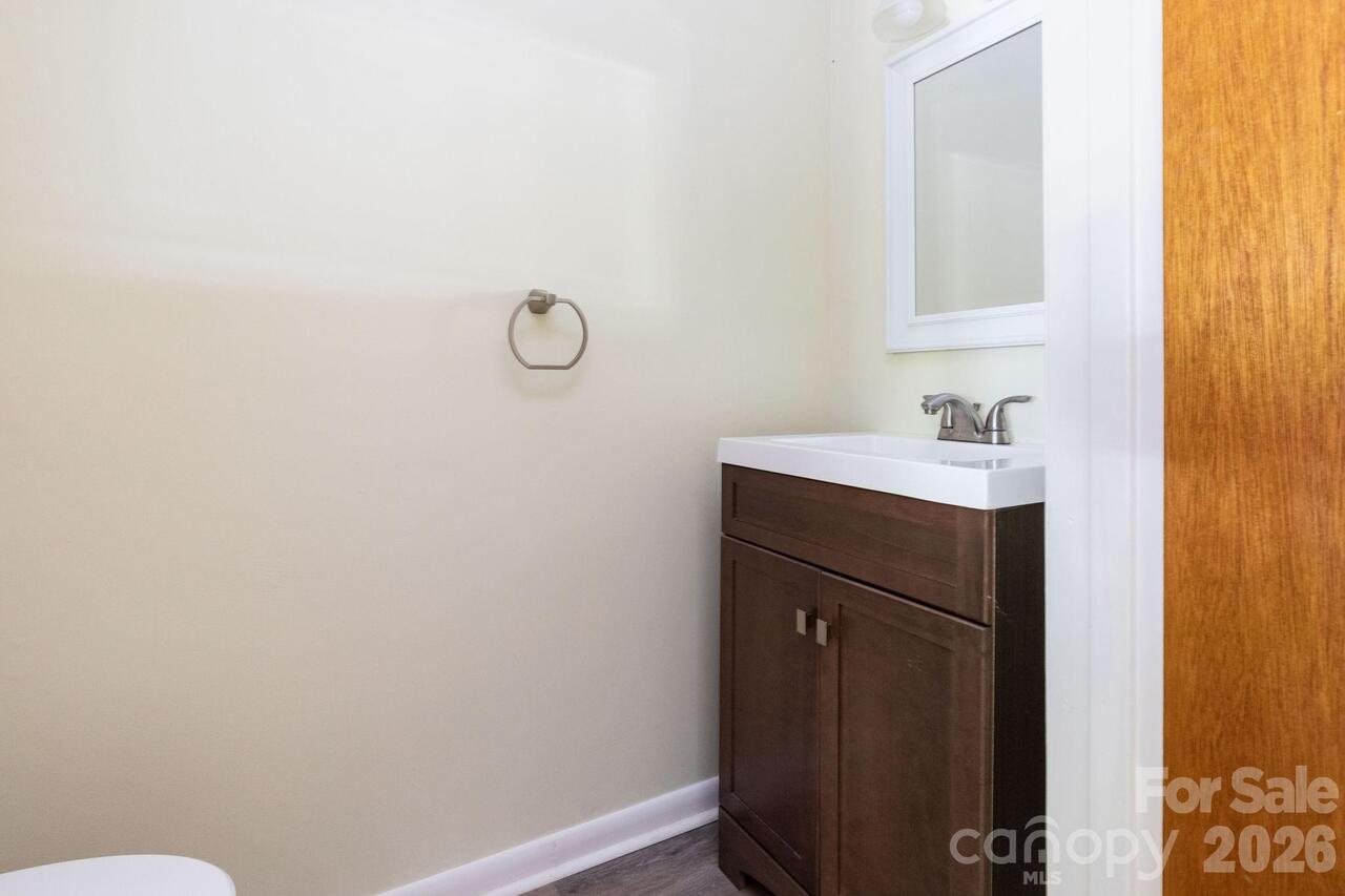 Listing Photo 13